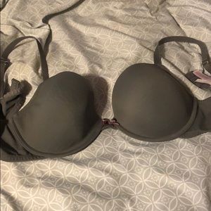 EUC Gray  Xhilaration bra size 38C